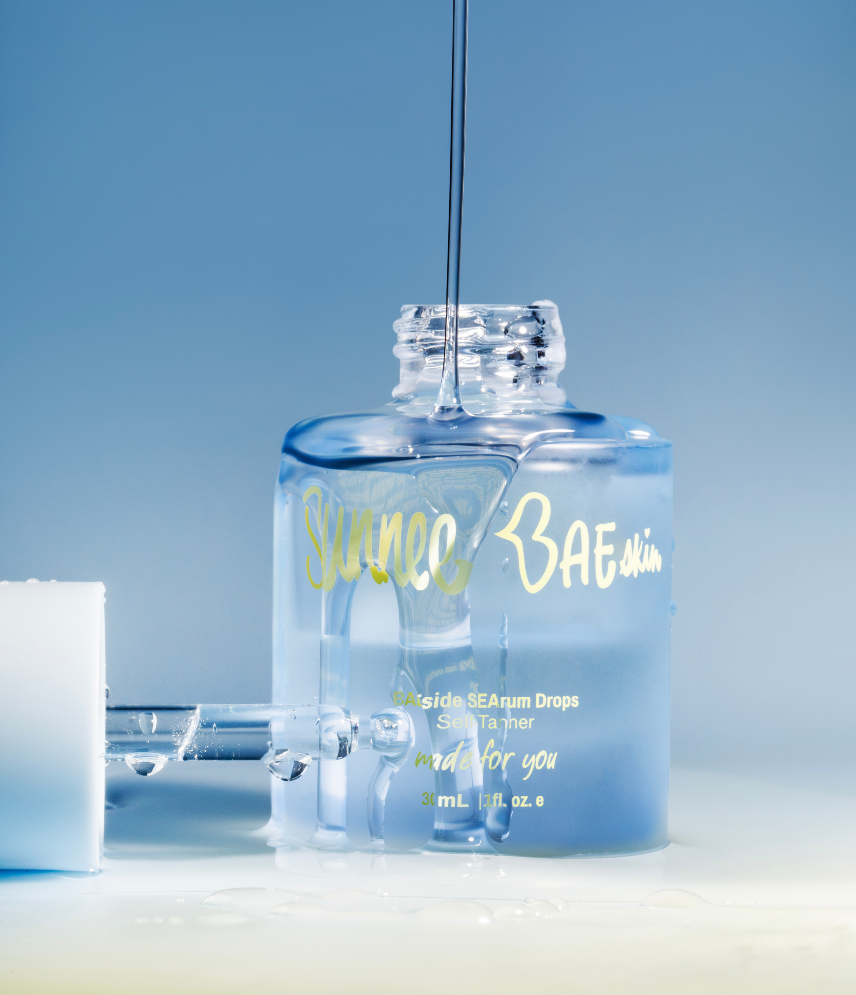 Sunnee BAEskin BAESide Bronzing Drops Self-Tanner